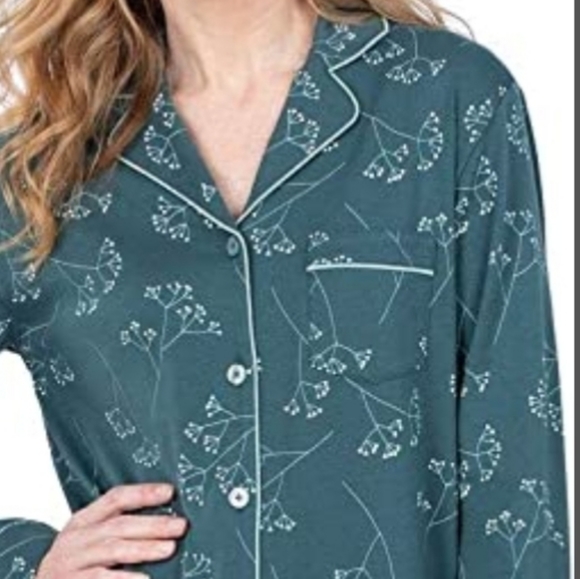 Women's Dark Green Floral Print Button Front PJ Set - Long Sleeve - Picture 4 of 5